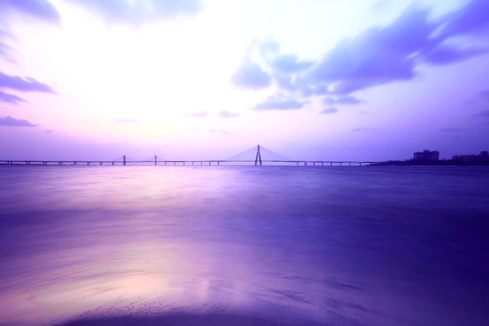 Suspension bridge modern structure