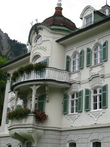 Munich building flowers
