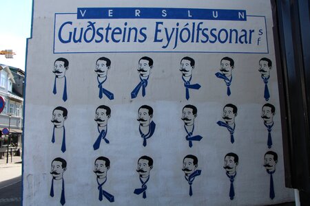 Reykjavik how to tie a tie user