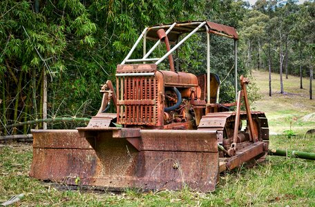 Tractor earthmover excavator photo