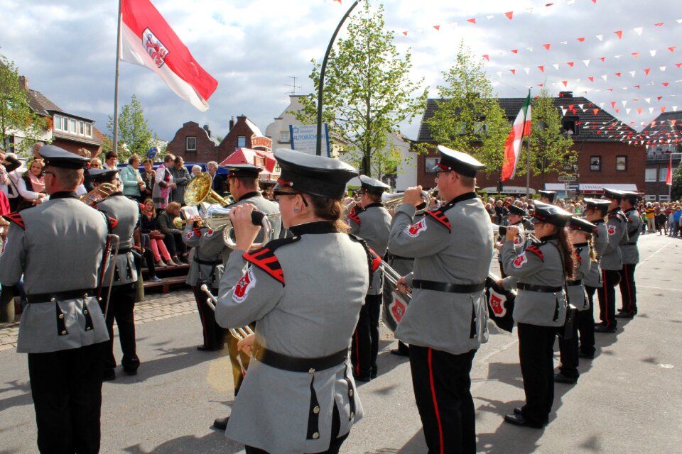 March instrument human