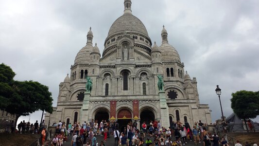 Montmartre sacré coeur basilica photo