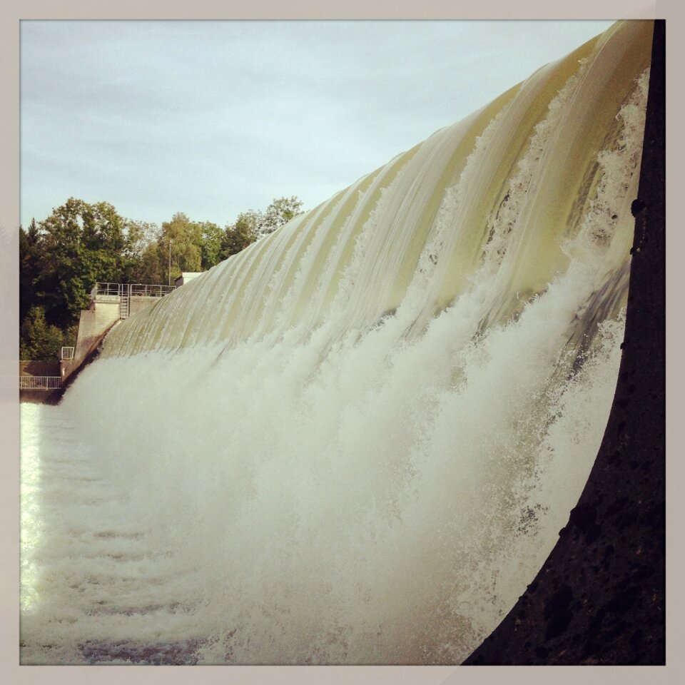 Waterfall wave water