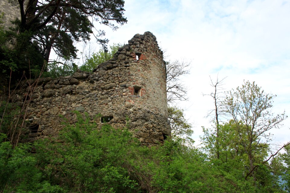 Bodanrück building knight's castle