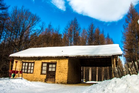 House cabin winter
