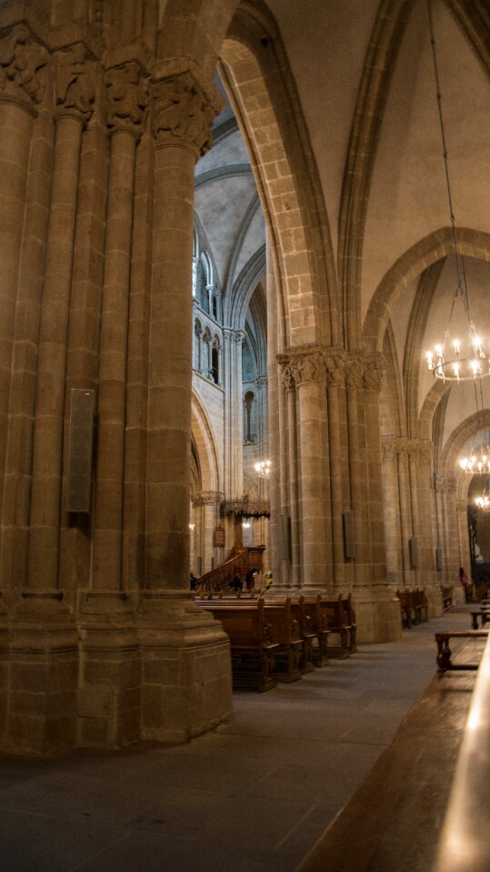 Cathedral dom blanket