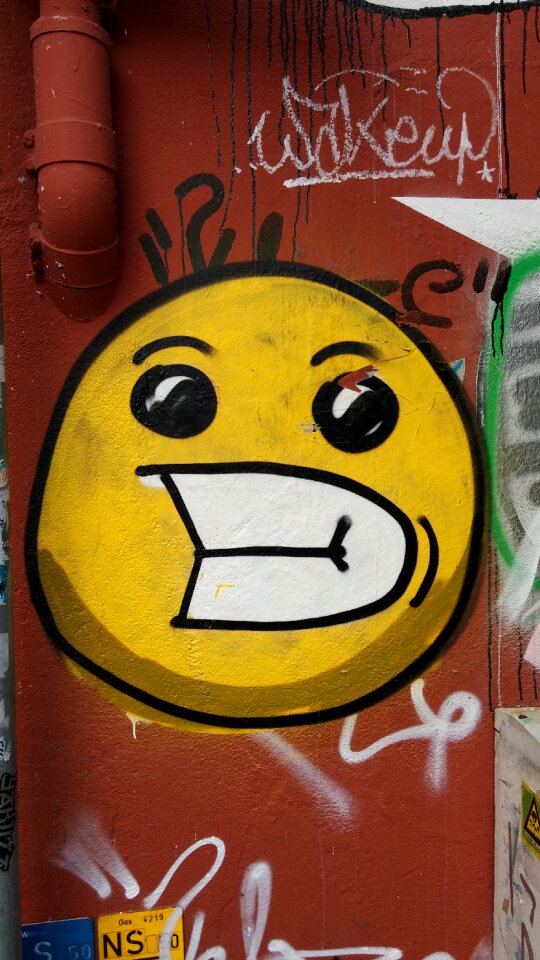 Emoticon yellow drawing