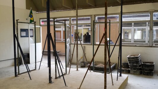 Construction template iron home