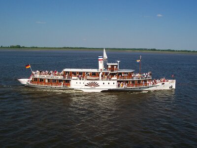 Paddle steamer elbe hafengeburtstag
