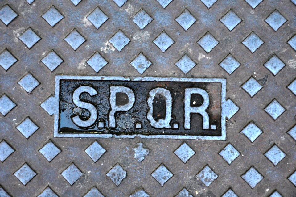 Rome senate street