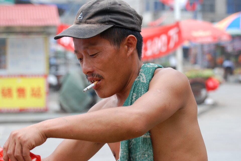 Selling toil smoke