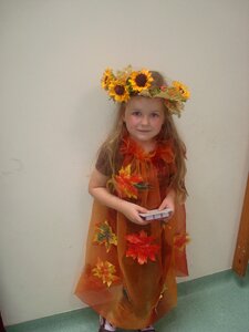 Get changed autumn costume