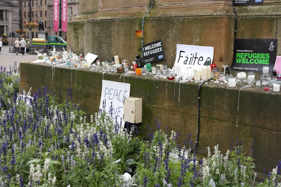 Demonstration peace refuge