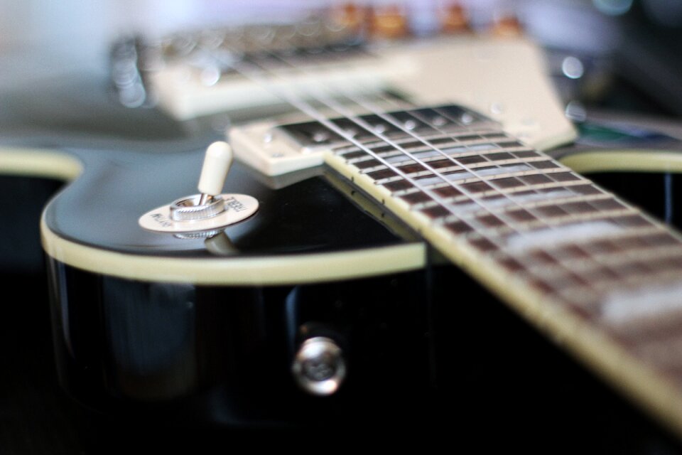 Standard black gloss