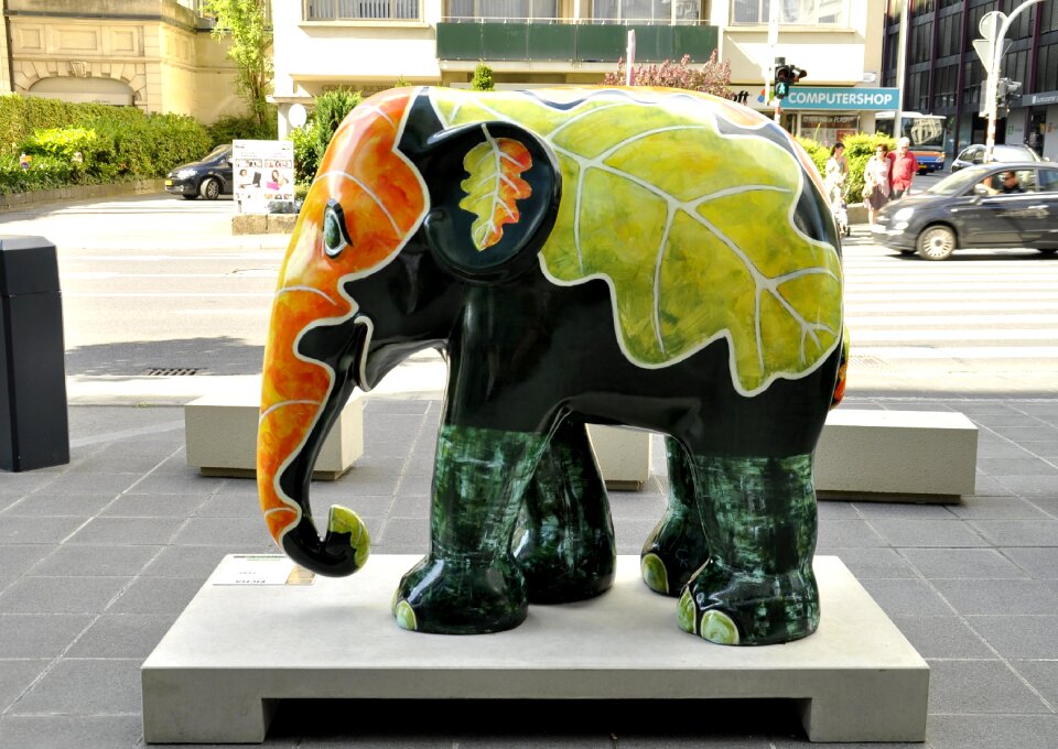 The statue of colorful sculpture