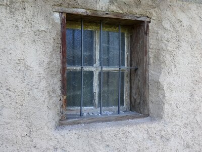 Abandoned grate old building