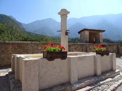 Fountain mountains clarity