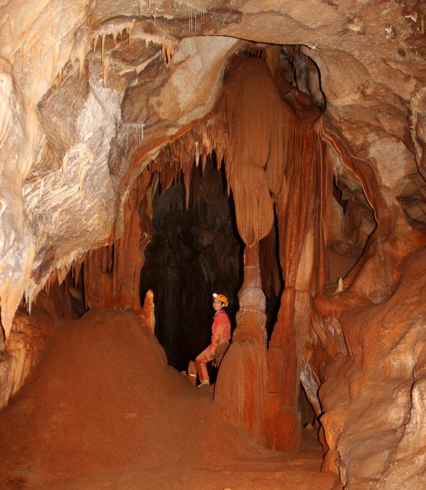 Cave mountains sport