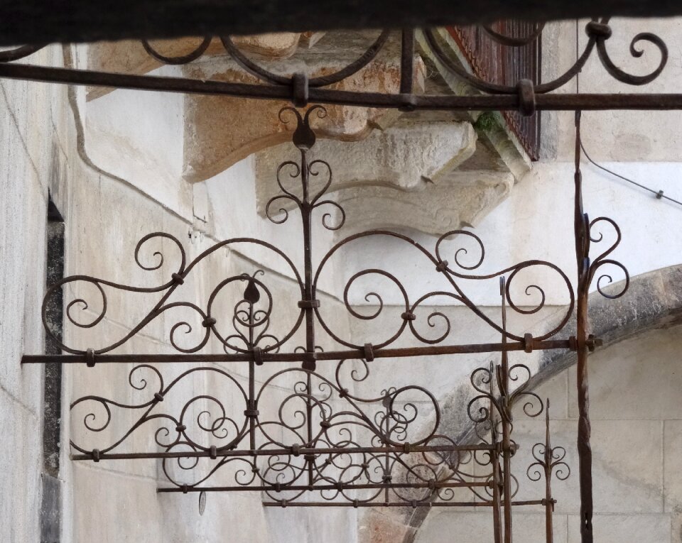 Jewellery metal balcony