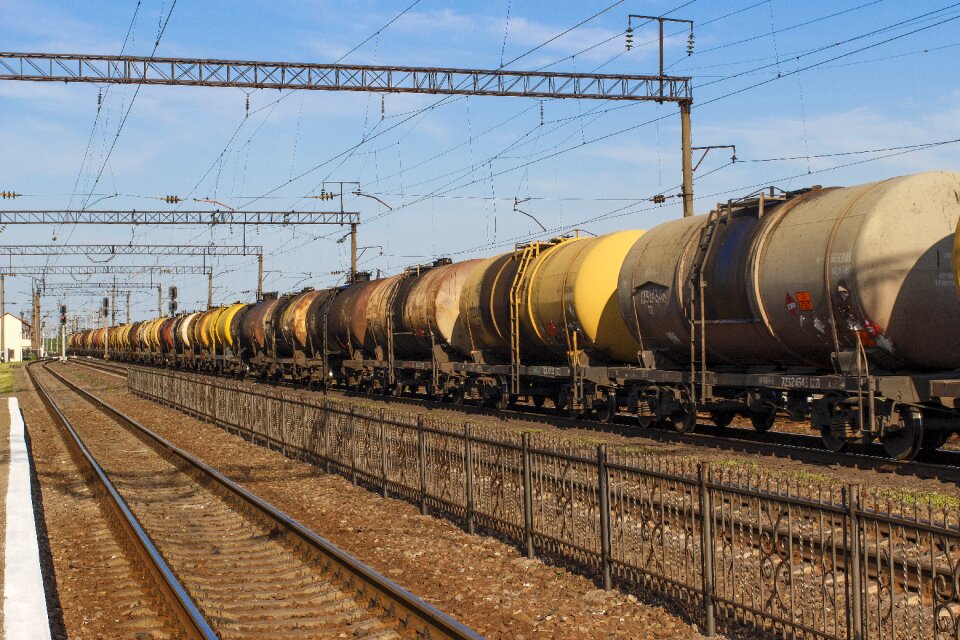 Railway cars tanks