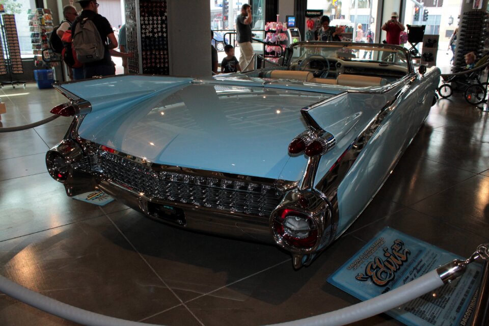 Exposure blue elvis car