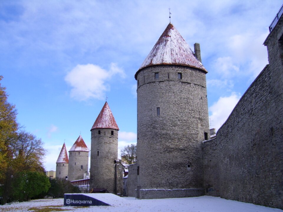 Fortress towers historical