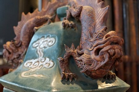 Dragons figure chinese