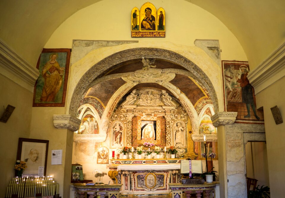 Italian building cathedral