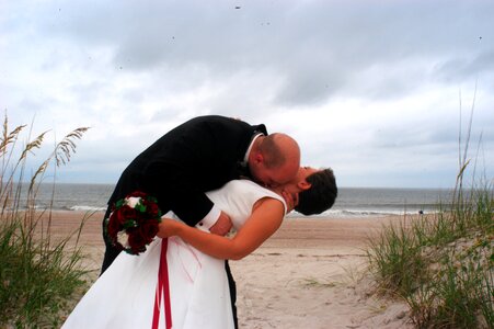 Wedding beach couple photo