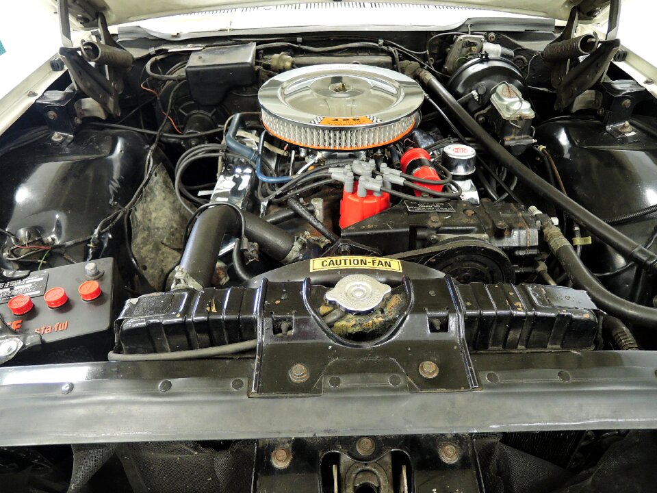 4 barrel carb engine car