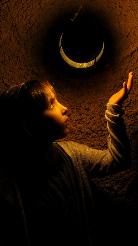 Moon hand model
