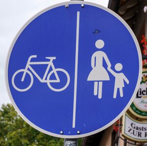 Verkehrszeichen fahrradweg note traffic photo