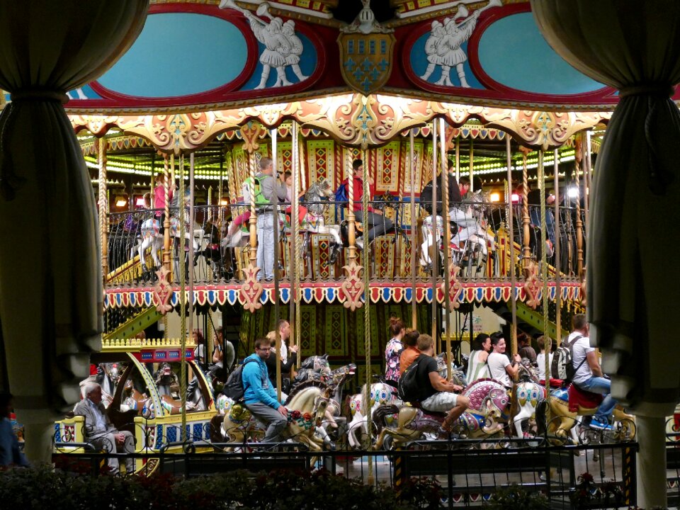 Year market pleasure carnies