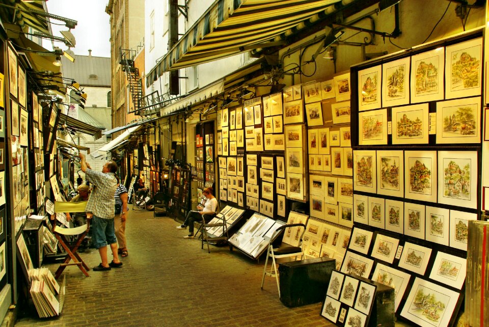 Old town bookseller etchings