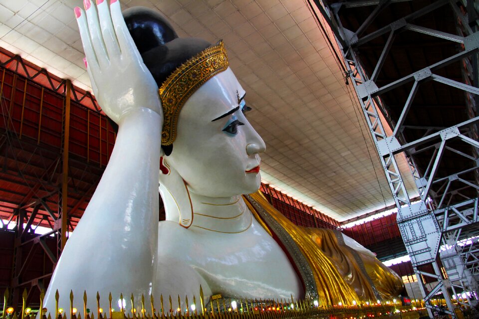 Prayer pagoda golden