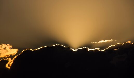 Sun rays golden australia photo