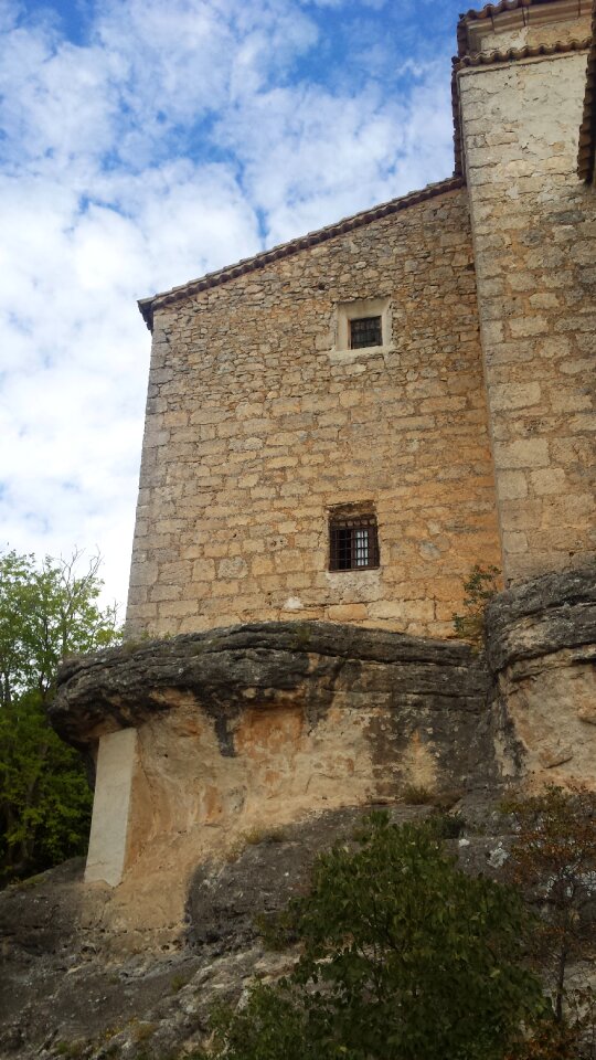 Auñón building monument