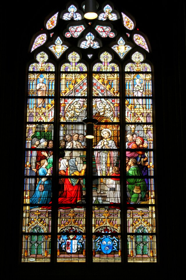 Window mosaic historical