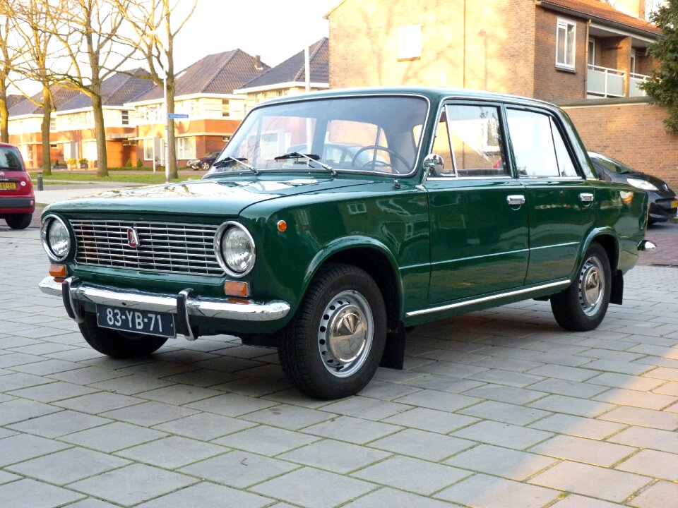 Classic cars vintage cars old