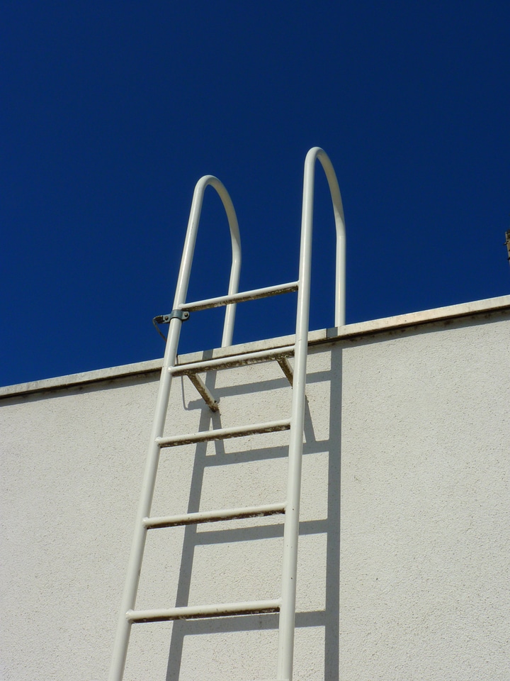 Sky white blue