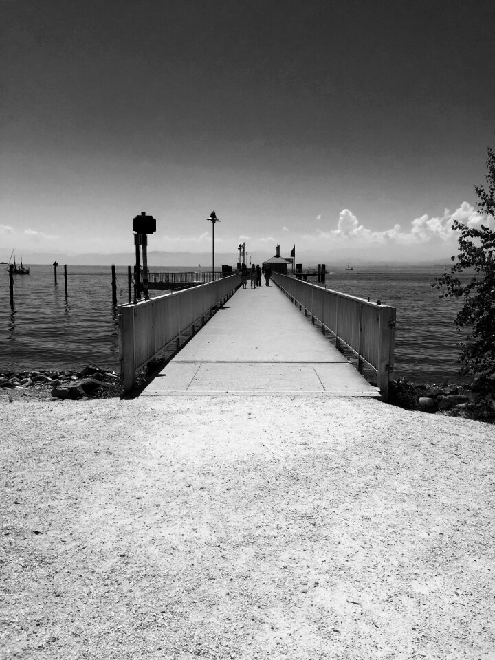 Vacations sea bridge lake