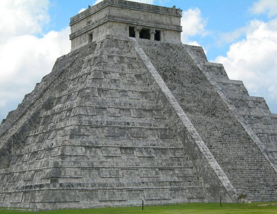 Pyramid art monument