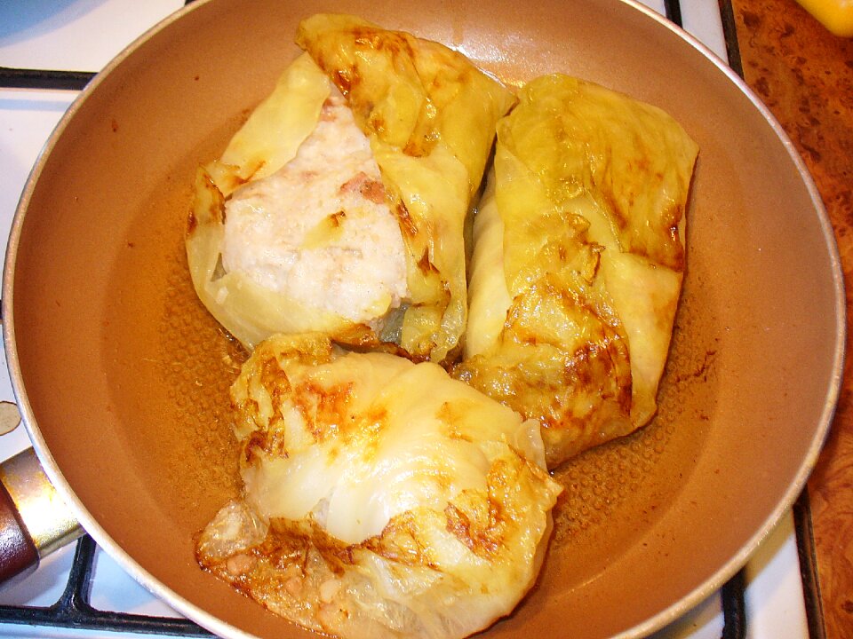 Eat dinner kitchen