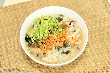 Congee preserved egg when the vegetables