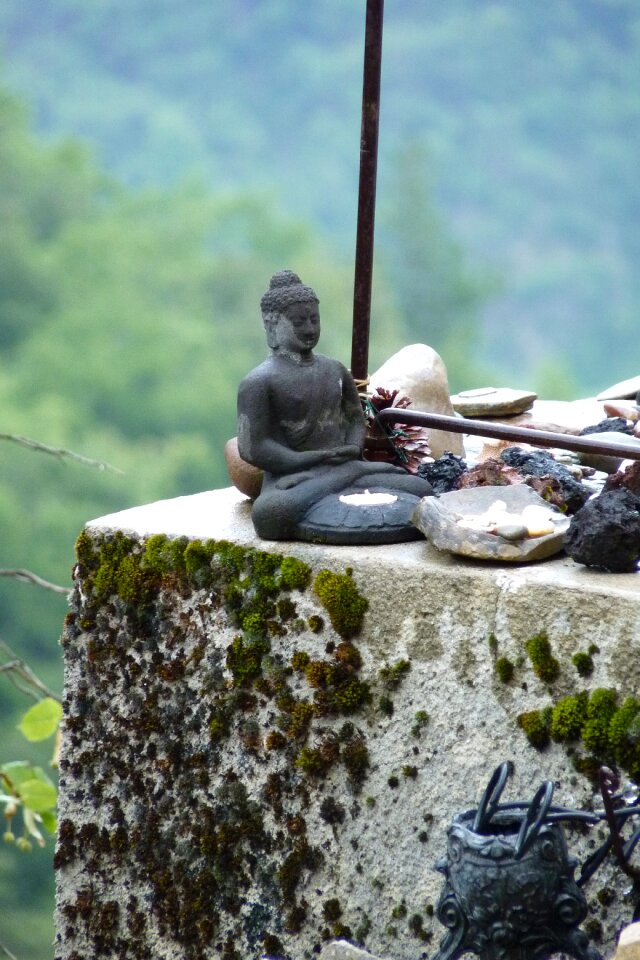 Candle religion buddhism