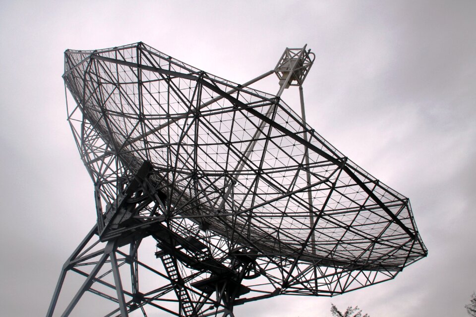 Dwingelderveld radio telescope observatory