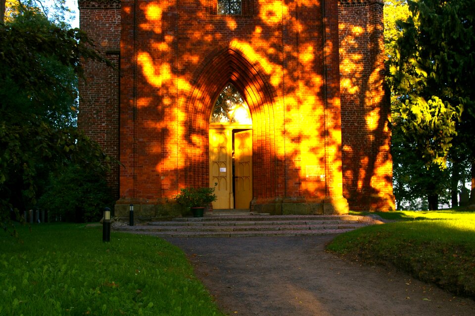 Building religion faith