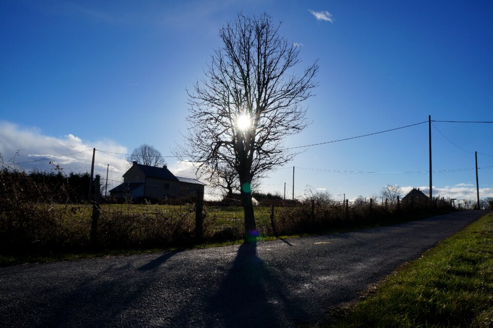Road field sun's rays