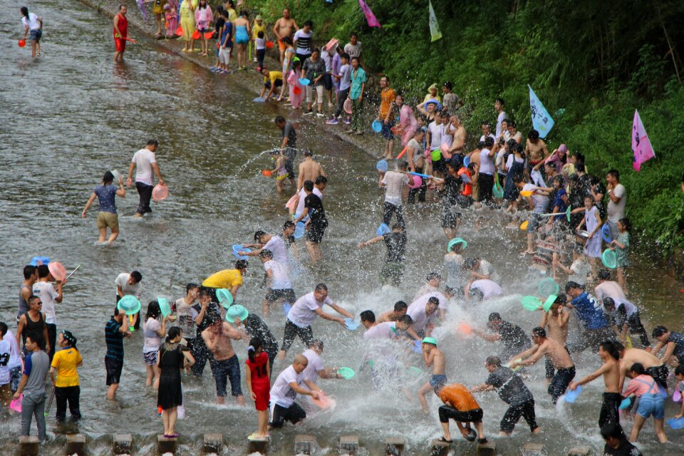 Festival water people
