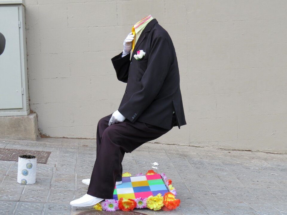 Job headless man illusion